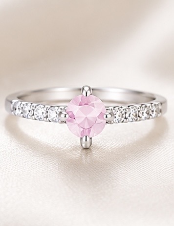 Rosé Solitaire Ring