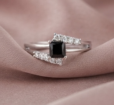 The Eclipse Asymmetric Fashion Ring