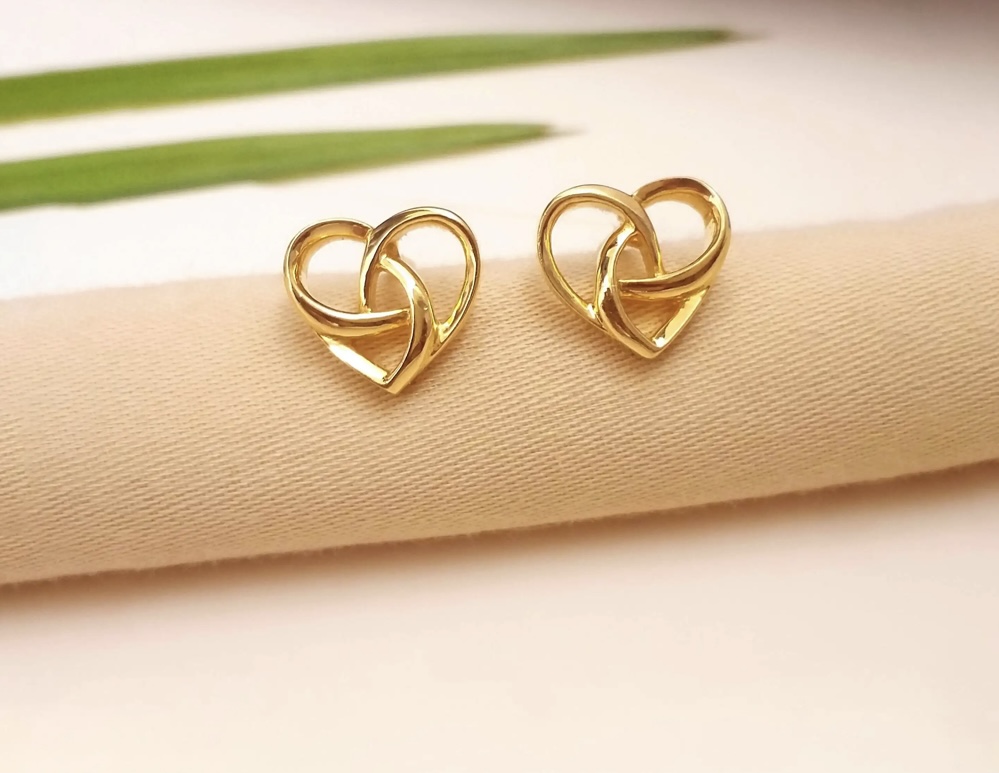 Gold Plated (18K) Interlocking Heart Stud Earrings