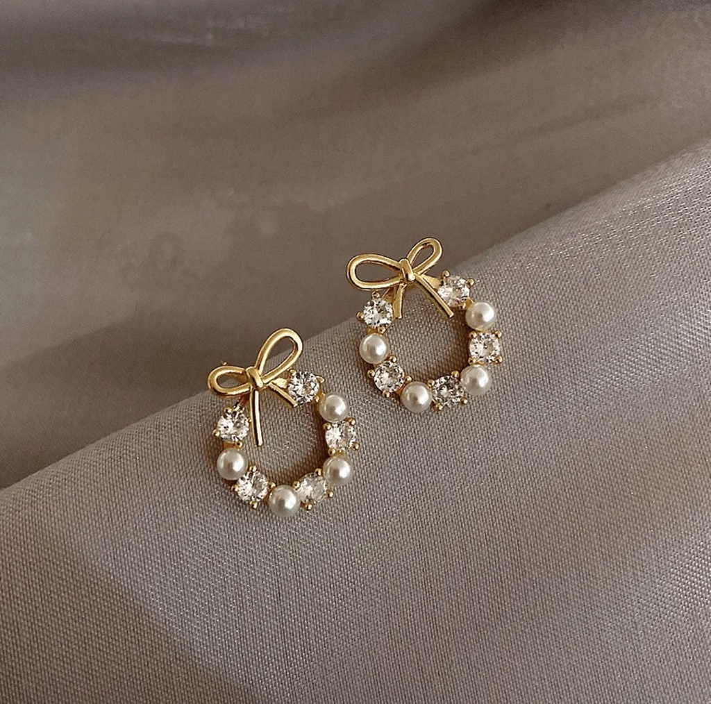 Pearl & Crystal Bow Wreath Studs