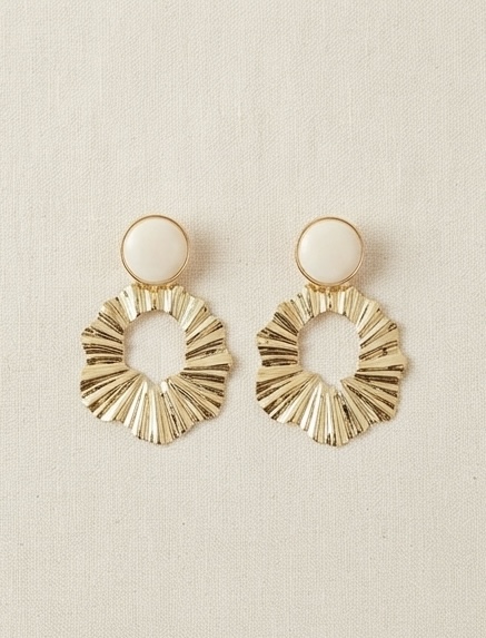 Scalloped Filigree Gold & Enamel Earrings