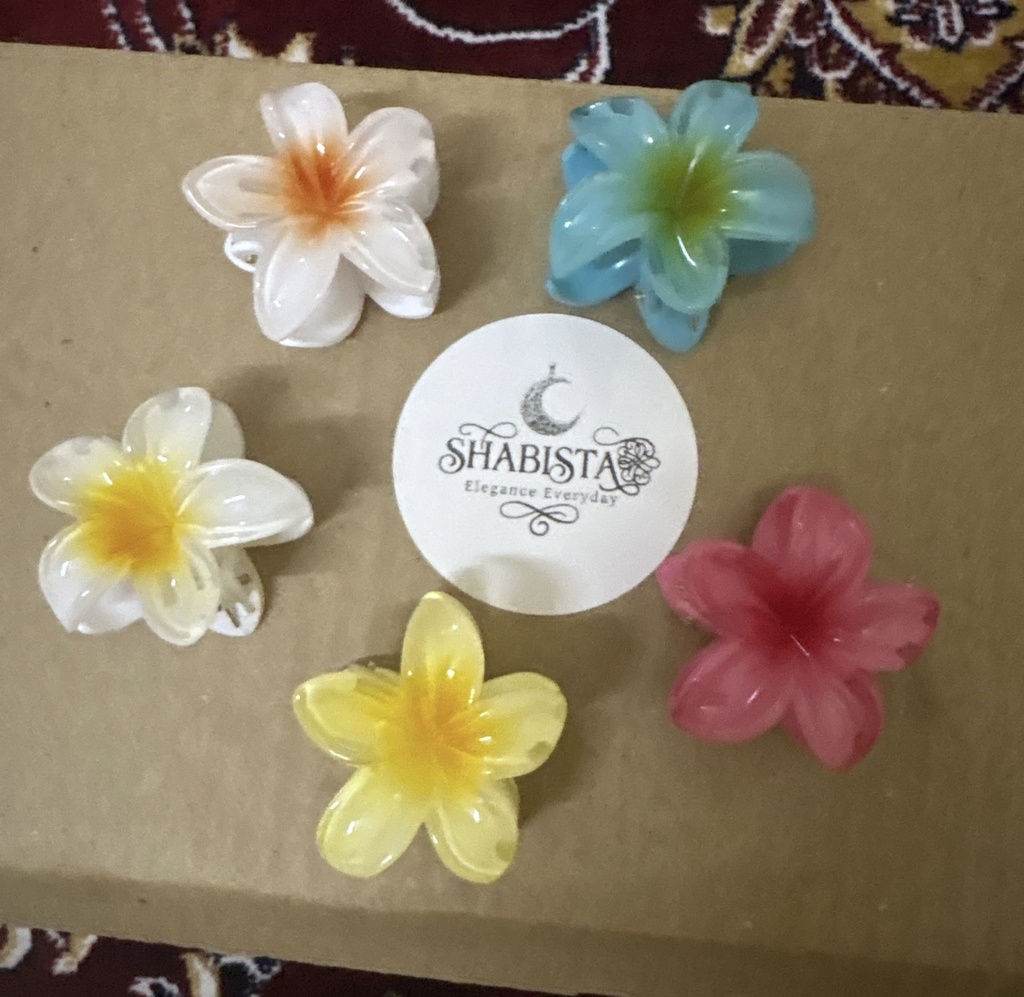 Small Floral Claw Clip-(Get any one colour)