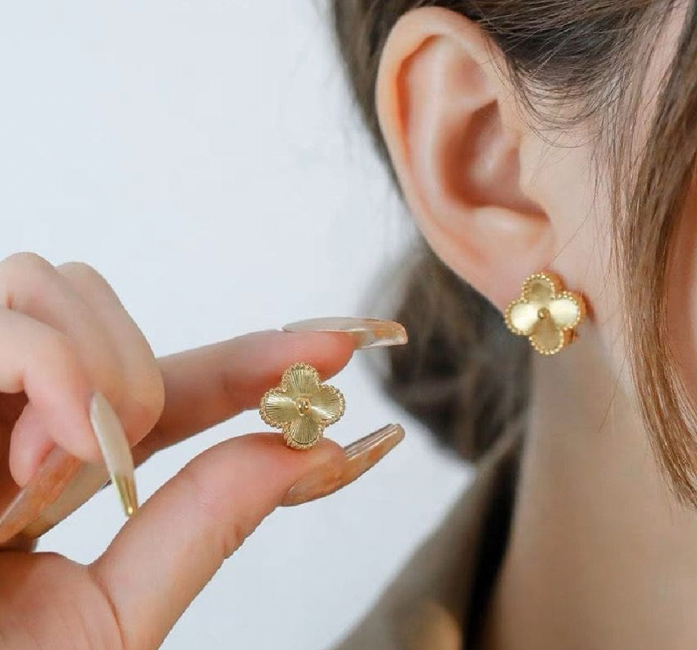 22k Gold-Plated Clover Stud Earrings