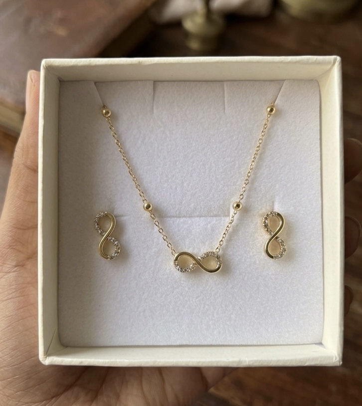 22K Gold-Plated Infinity Necklace Set