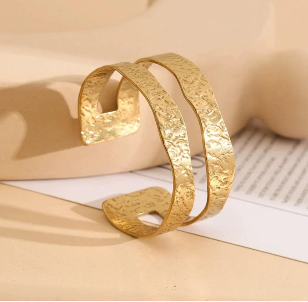 Asymmetrical Golden Circle Metal Bangle Double Ring - Bracelet